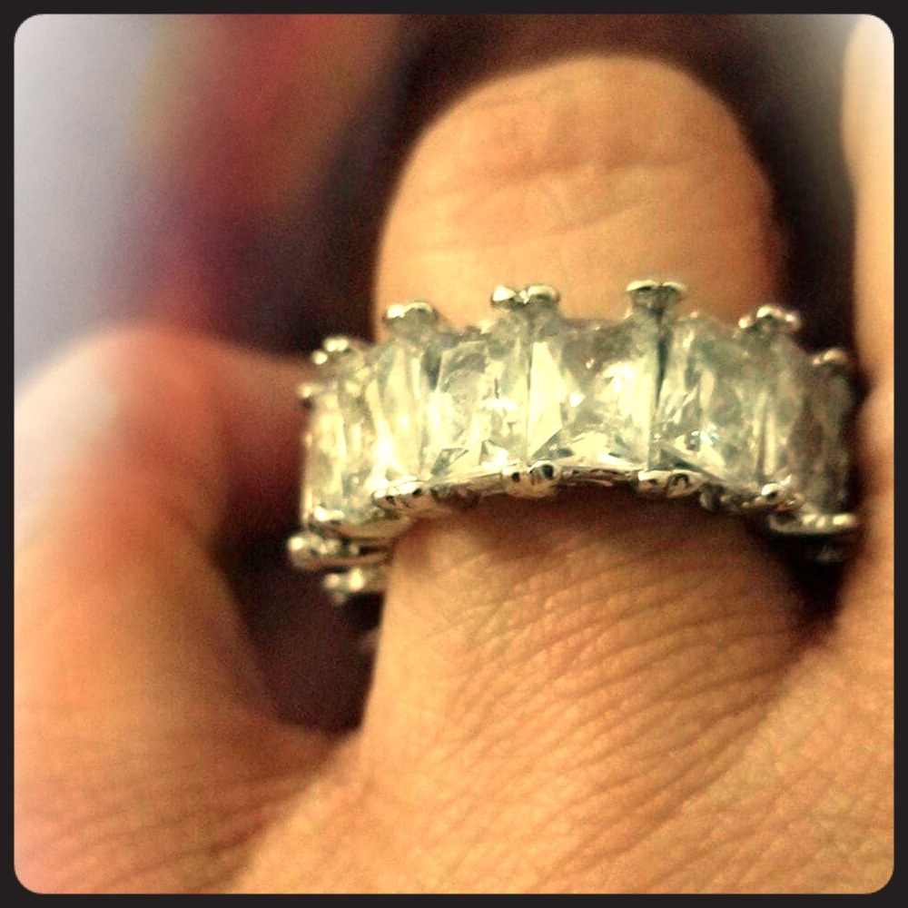 White sapphire 925 ss ladies cocktail ring.